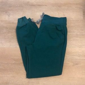 Hunter Green Figs set - size Small